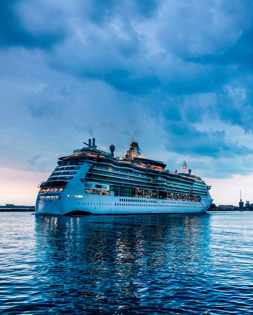 Crucero Faro Escuela Marítima
